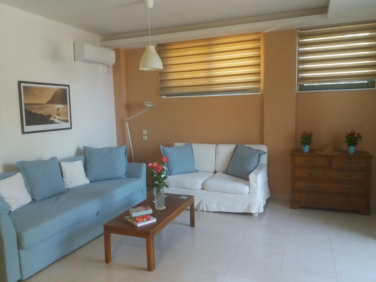 Lena'S Fresh Studio Near The Airport With Seaview Луца Экстерьер фото
