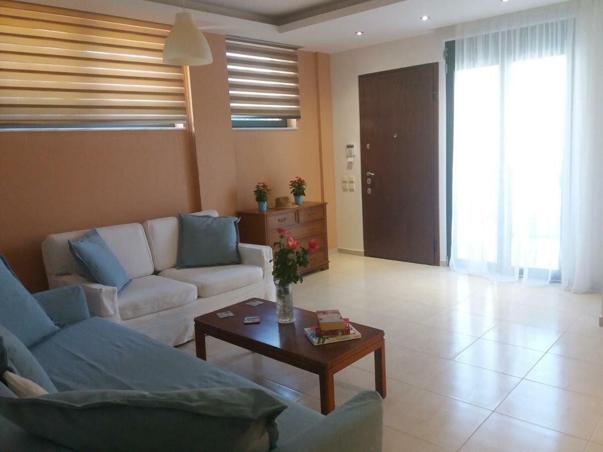 Lena'S Fresh Studio Near The Airport With Seaview Луца Экстерьер фото